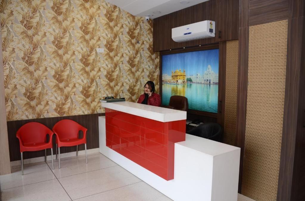 Hotel Robin Inn Амрітсар Екстер'єр фото