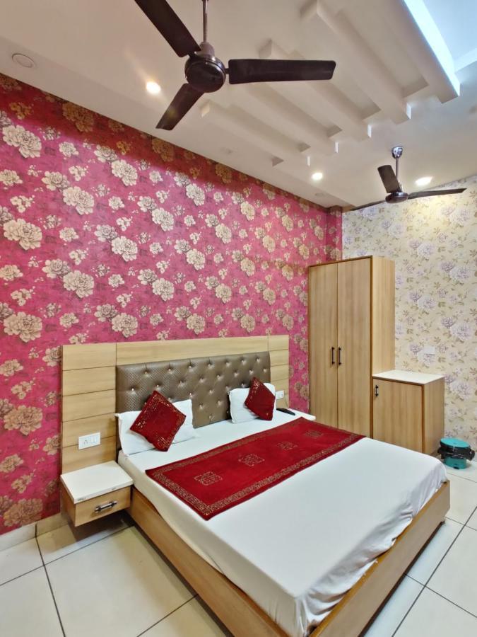 Hotel Robin Inn Амрітсар Екстер'єр фото